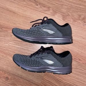 Womens brooks revel 2 shoes